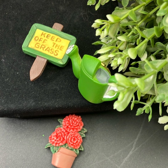 Vintage Gardening Theme Button Cover Set - Picture 2 of 7